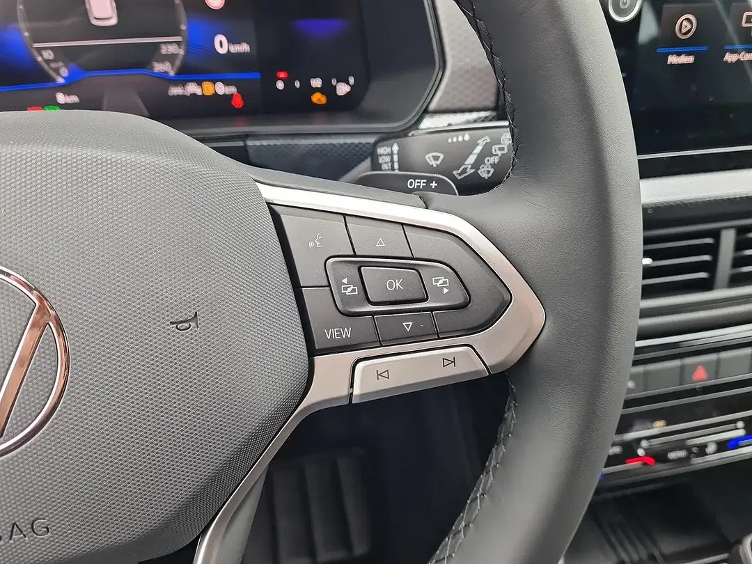 Volkswagen T-Cross - Thumbnail 16