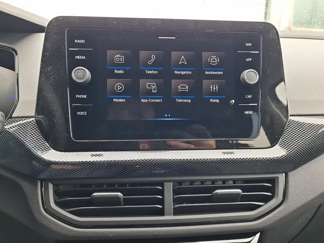 Volkswagen T-Cross - Thumbnail 18