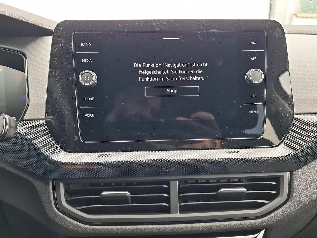 Volkswagen T-Cross - Thumbnail 23