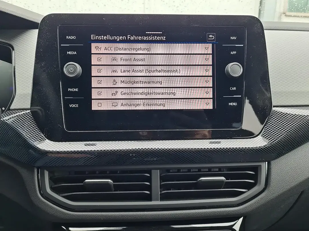 Volkswagen T-Cross - Thumbnail 25