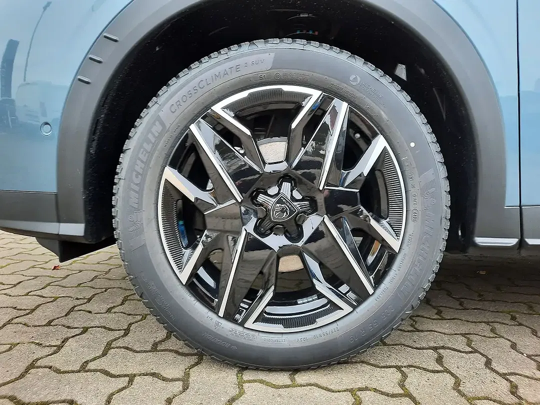 Peugeot 3008 - Thumbnail 6
