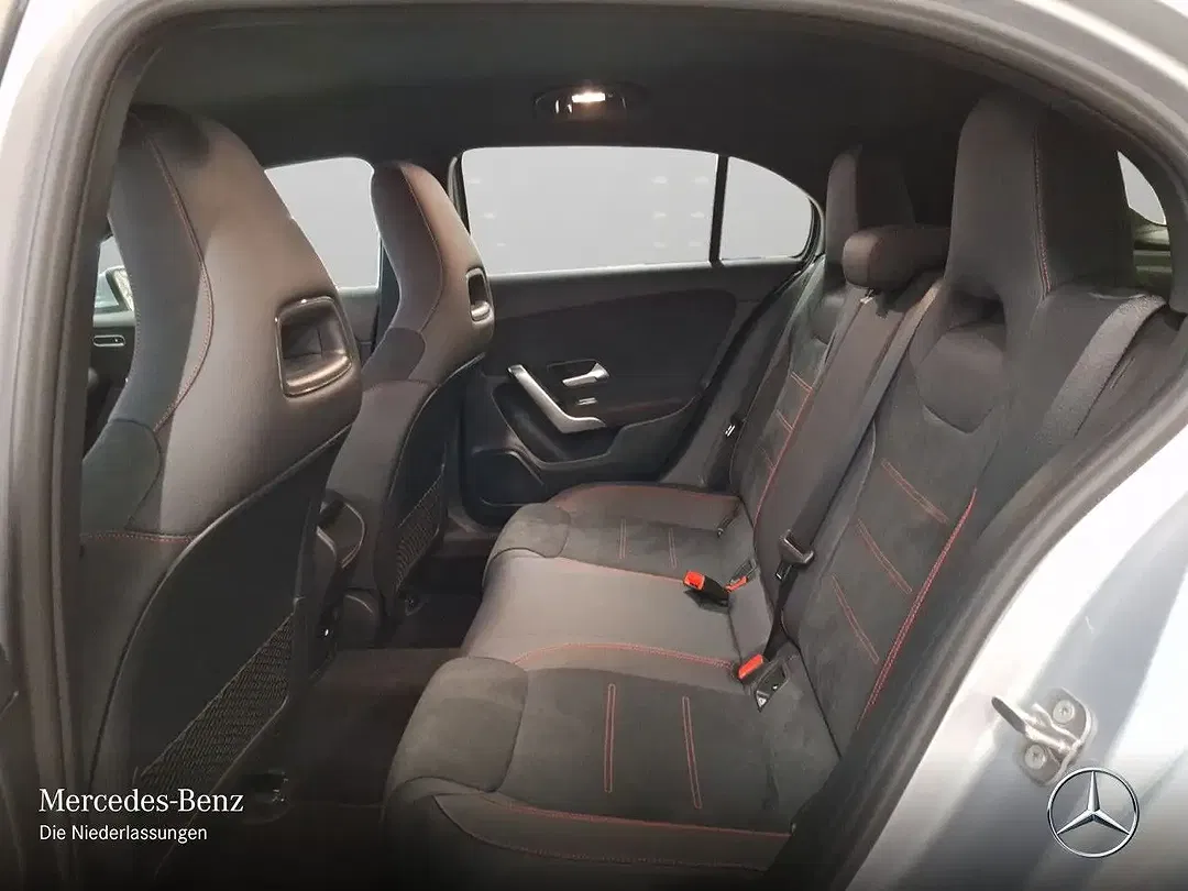 Mercedes-Benz A 250 - Thumbnail 11