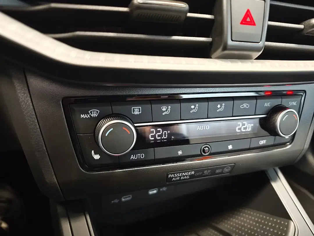SEAT Ibiza - Thumbnail 12