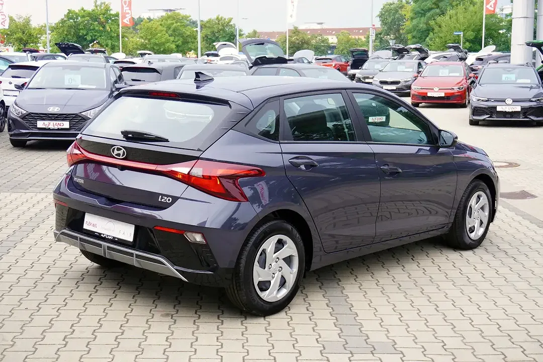 Hyundai i20 - Thumbnail 4