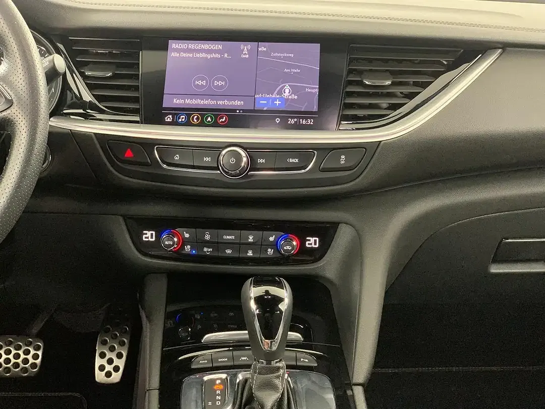 Opel Insignia - Thumbnail 10