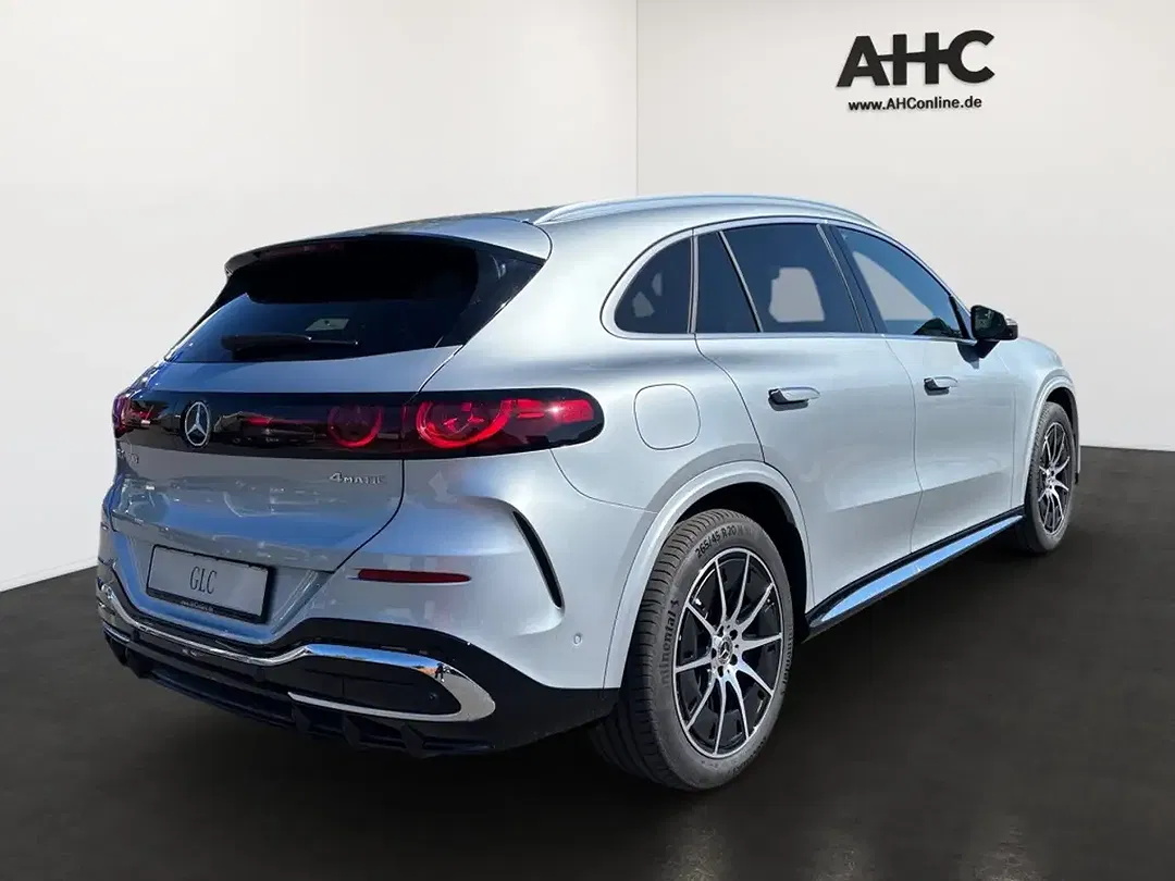 Mercedes-Benz GLC 400 - Thumbnail 3