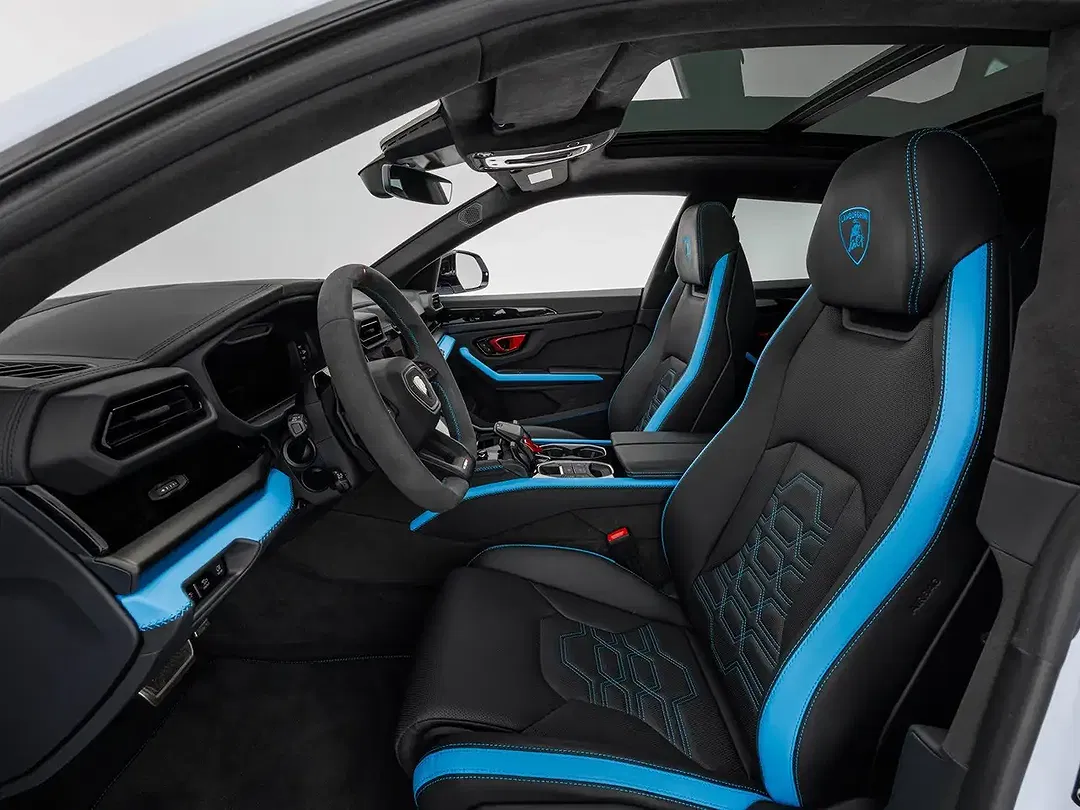 Lamborghini Urus - Thumbnail 5