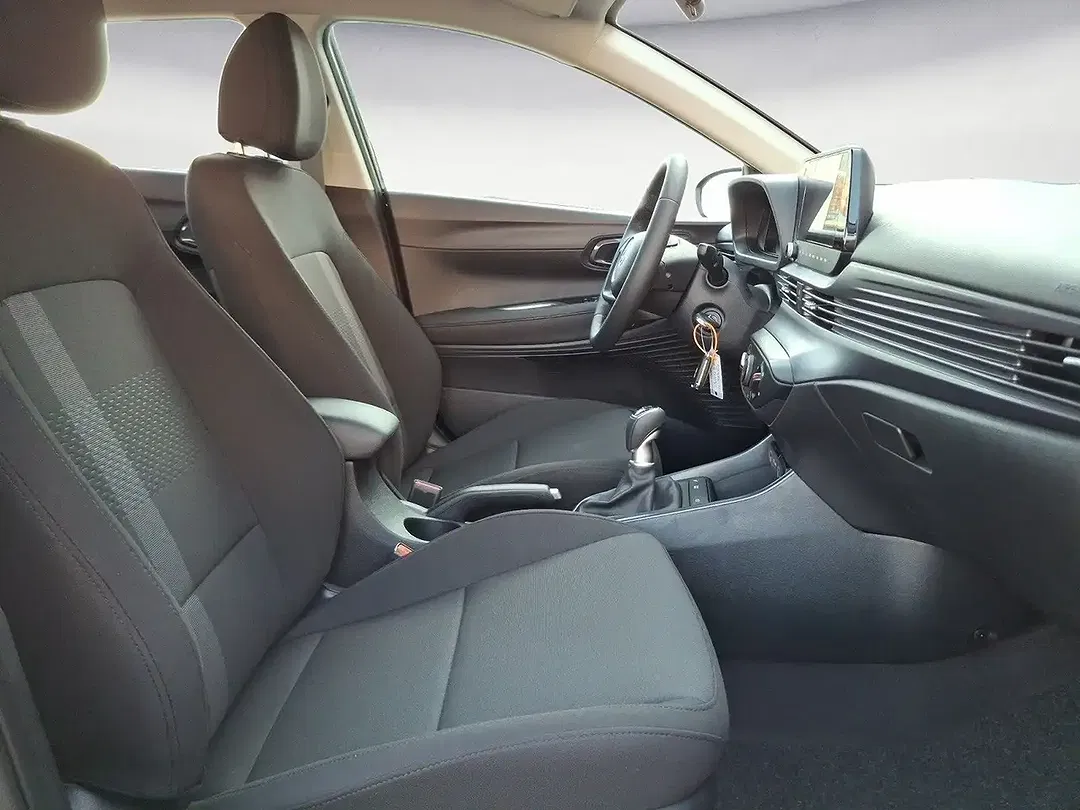 Hyundai i20 - Thumbnail 9