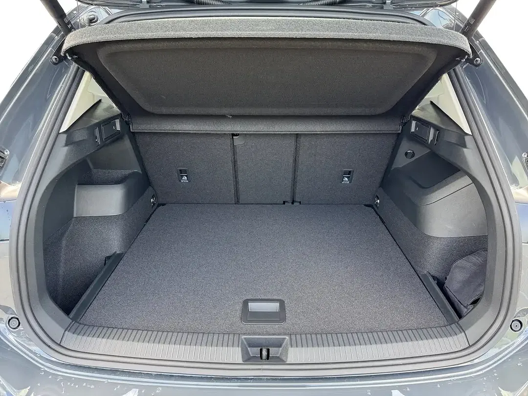 Volkswagen Tiguan - Thumbnail 6