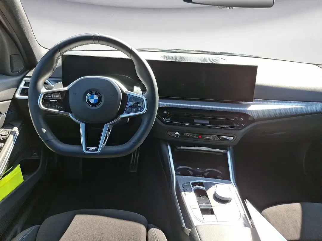 BMW 320 - Thumbnail 11