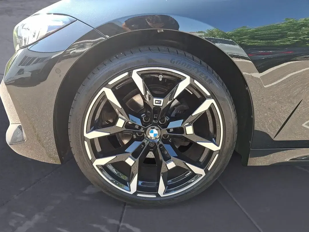 BMW 320 - Thumbnail 6