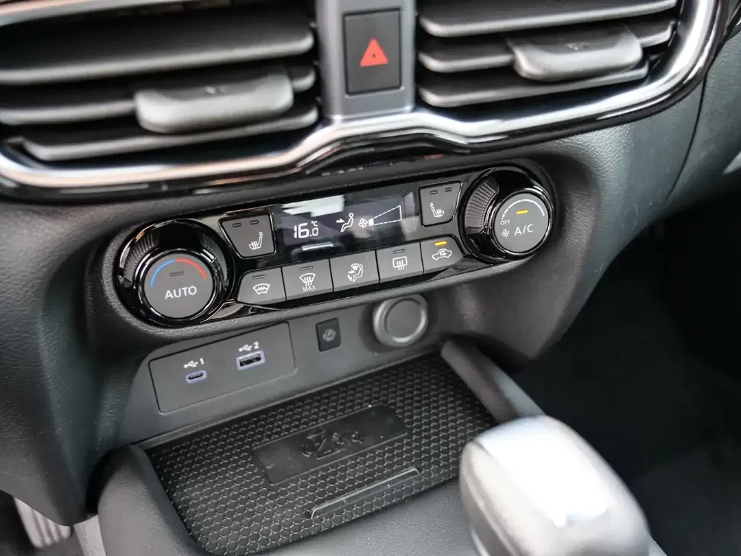 Nissan Juke - Thumbnail 15