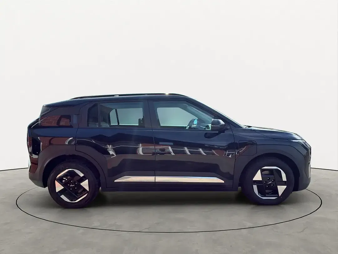Kia EV3 - Thumbnail 6