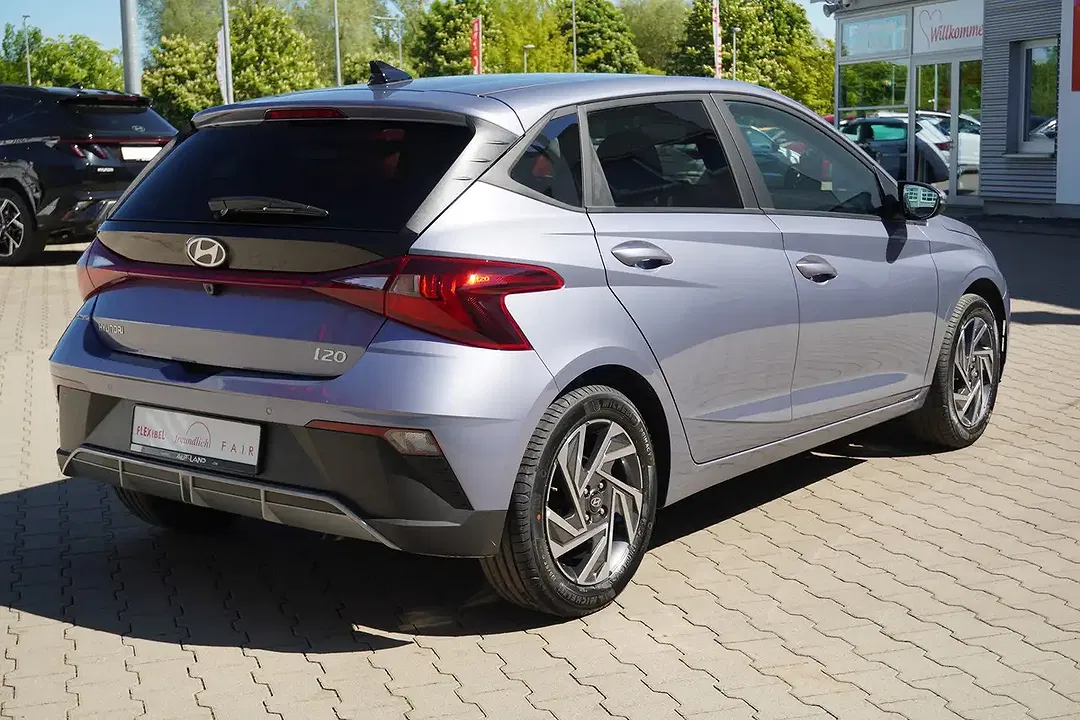 Hyundai i20 - Thumbnail 5