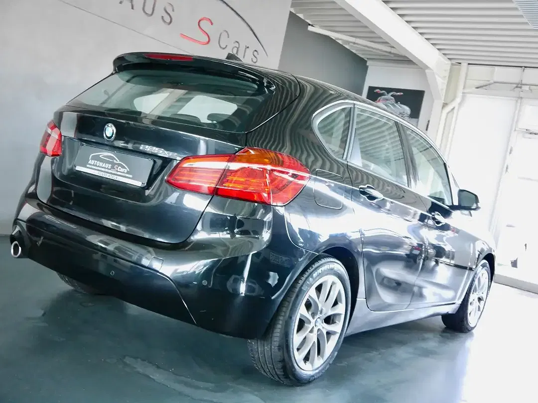 BMW 225 - Thumbnail 6