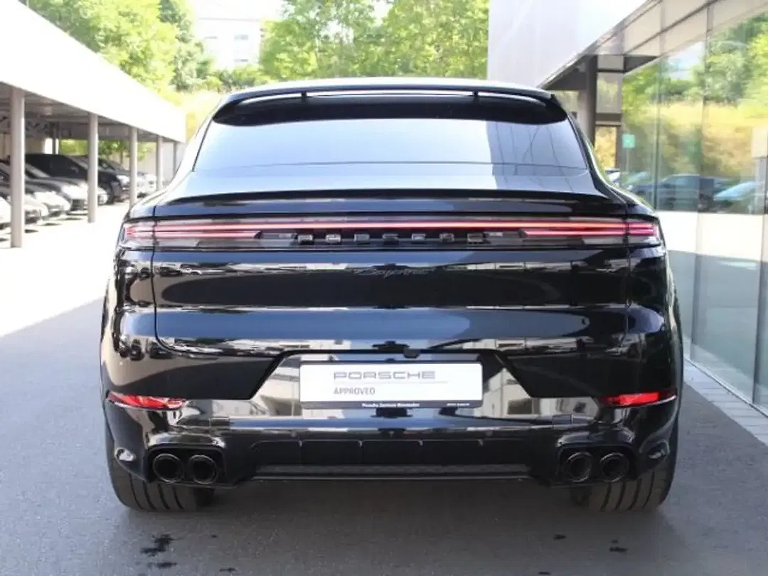 Porsche Cayenne - Thumbnail 10
