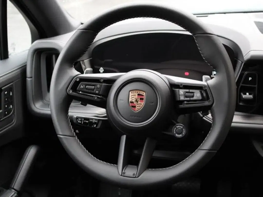 Porsche Cayenne - Thumbnail 5