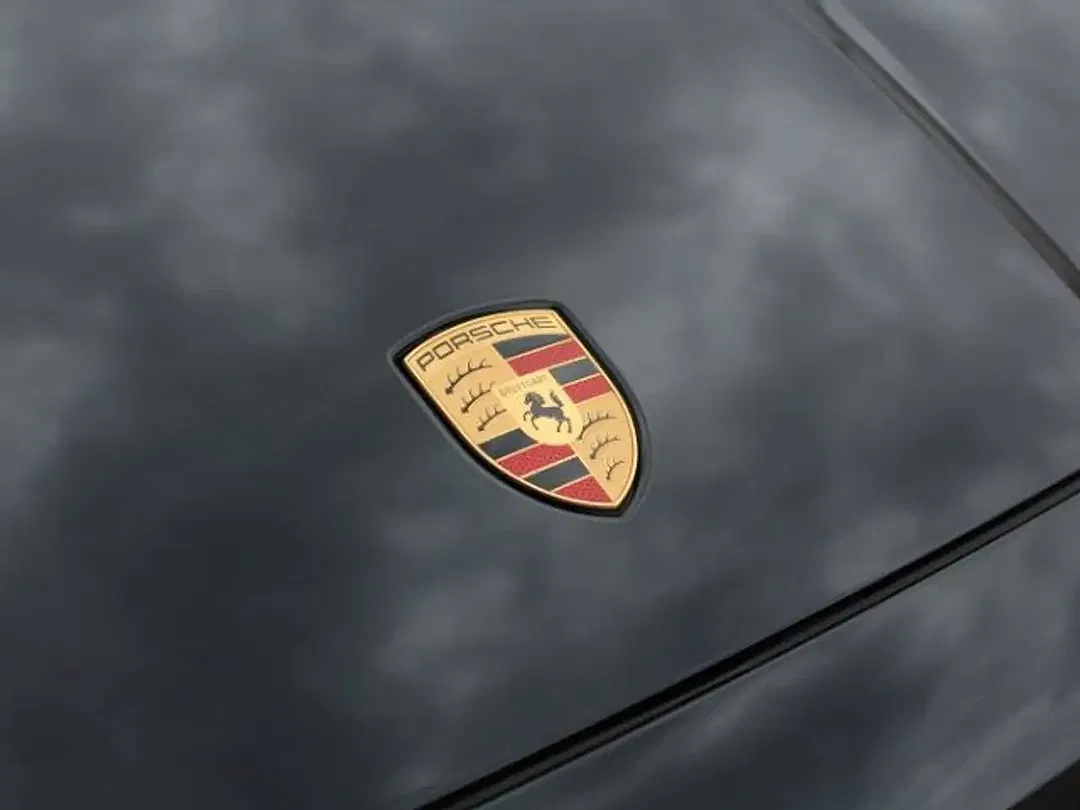 Porsche Cayenne - Thumbnail 8