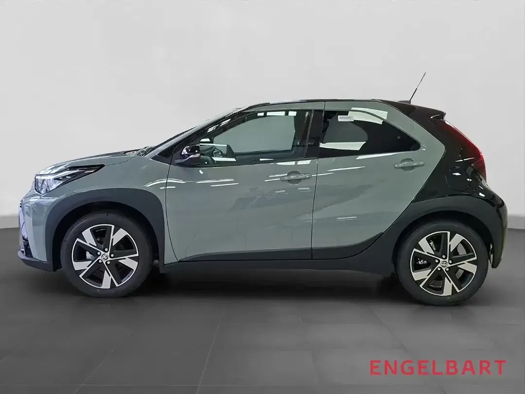 Toyota Aygo X - Thumbnail 1