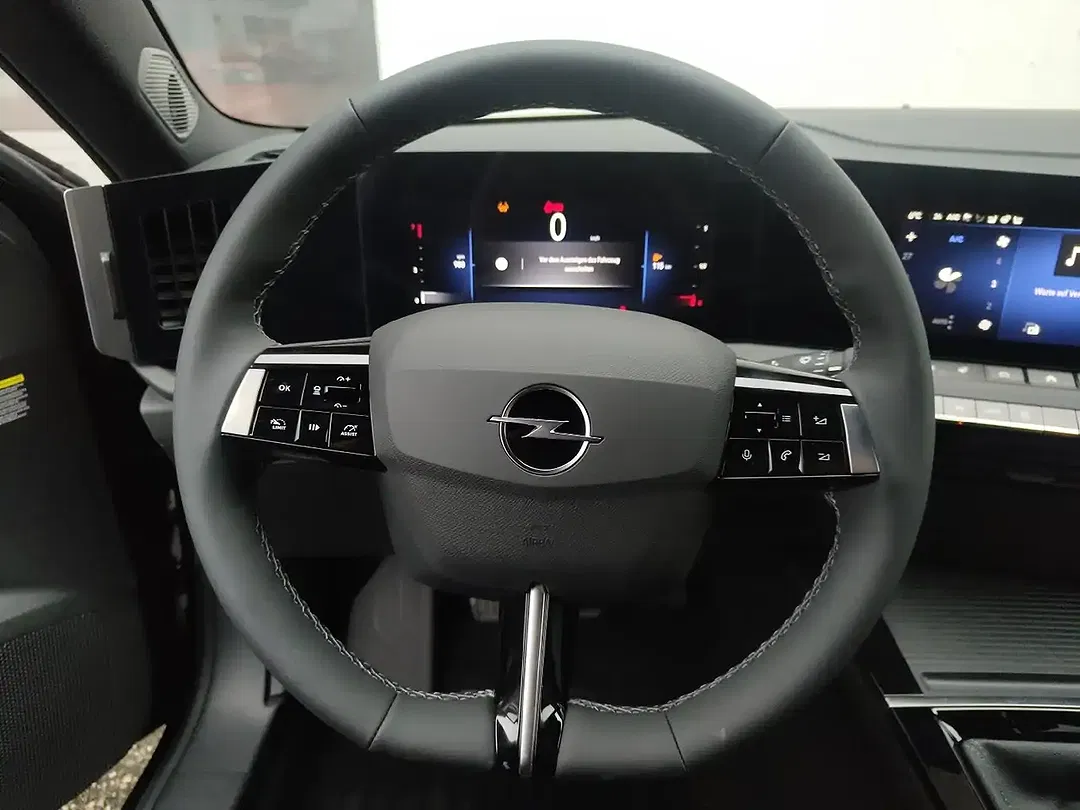 Opel Astra - Thumbnail 8