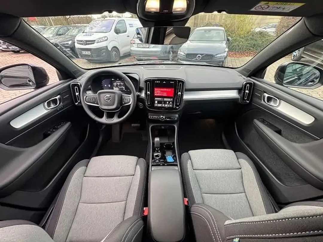 Volvo XC40 - Thumbnail 8