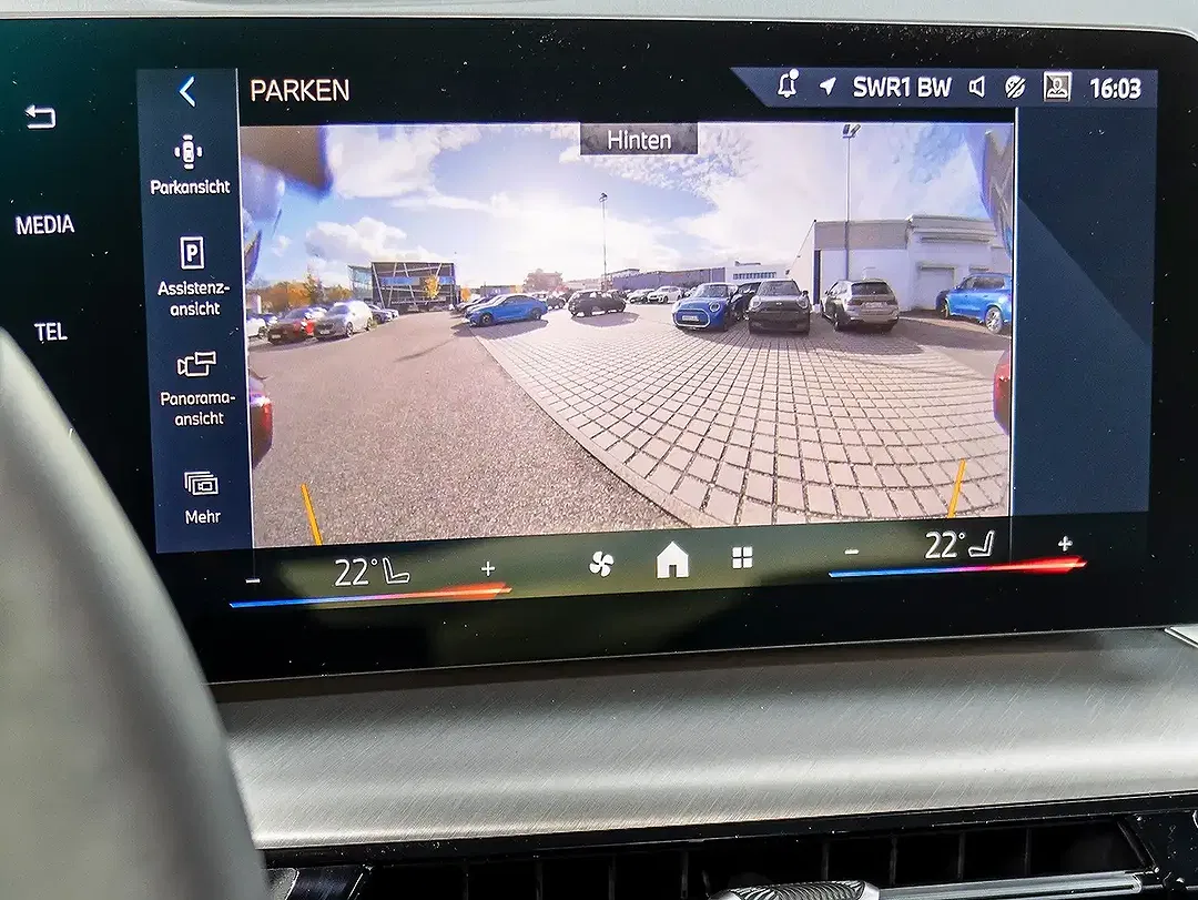 BMW X2 - Thumbnail 7