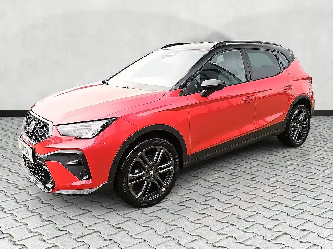 SEAT Arona - Thumbnail 3