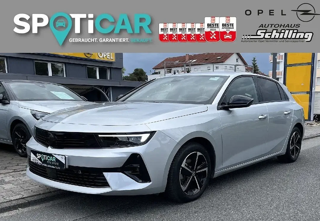 Opel Astra - Afbeelding 1