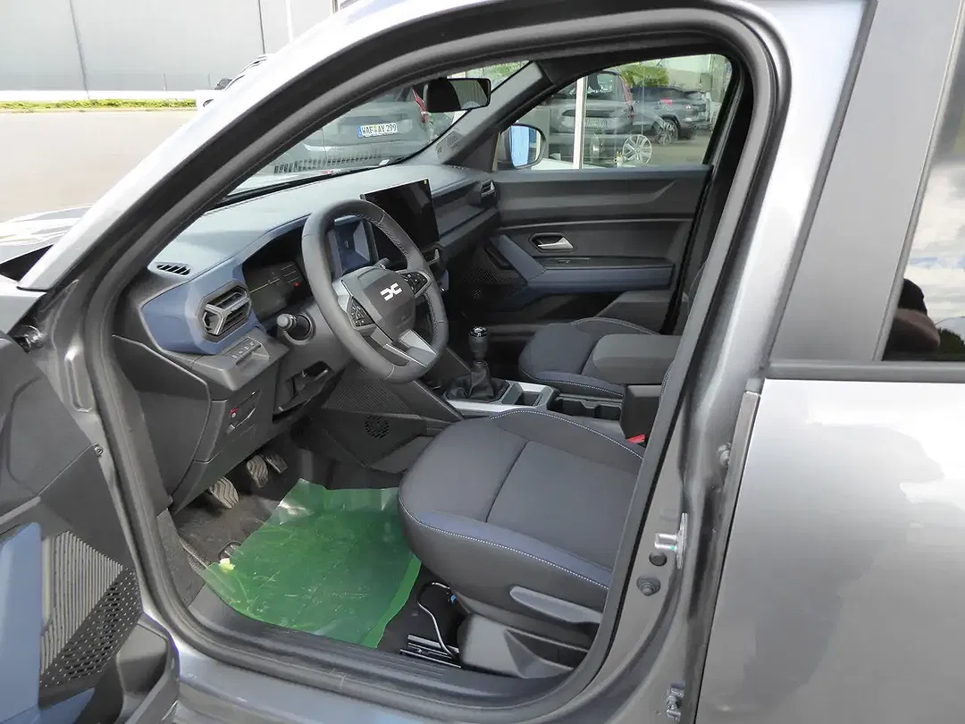 Dacia Duster - Thumbnail 6