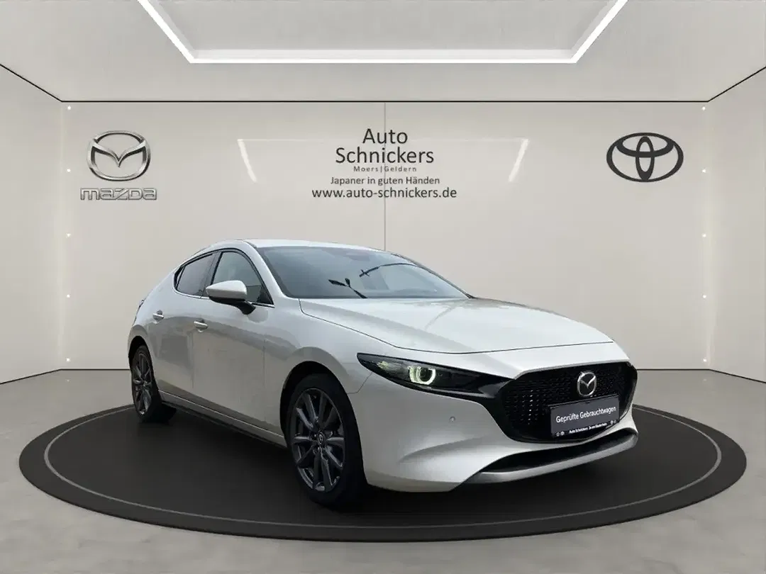 Mazda 3 - Thumbnail 6