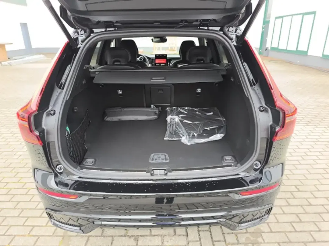 Volvo XC60 - Thumbnail 10