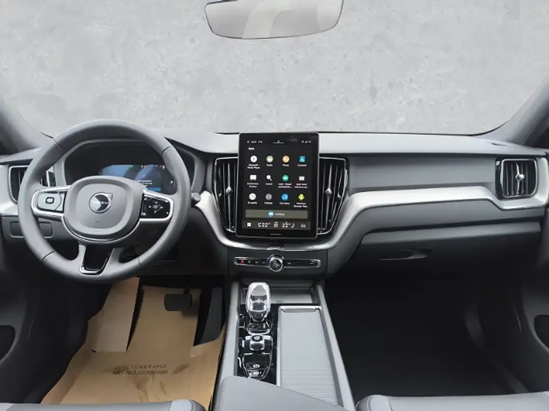 Volvo XC60 - Thumbnail 4