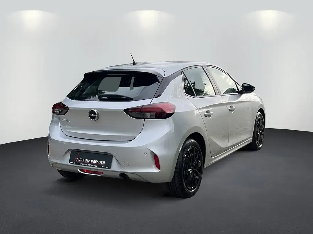 Opel Corsa - Thumbnail 5
