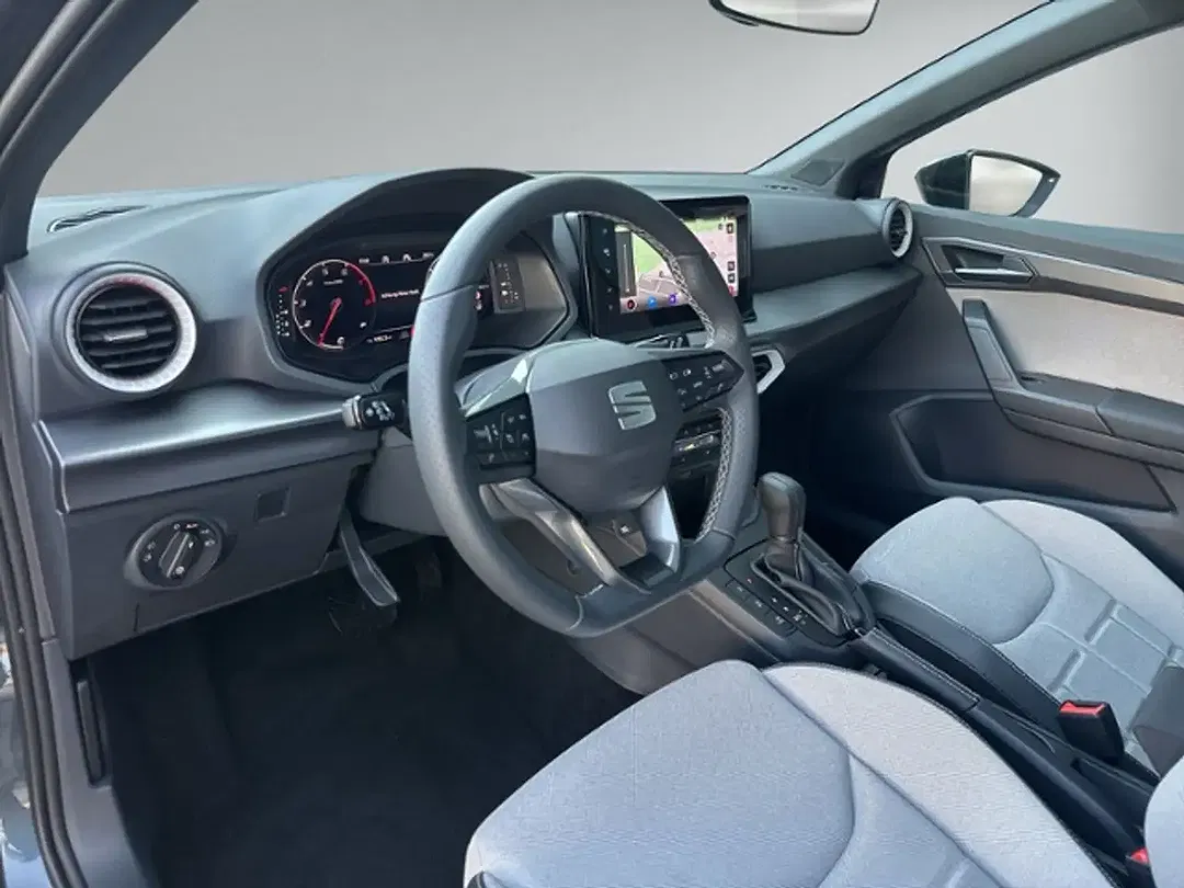 SEAT Ibiza - Thumbnail 8