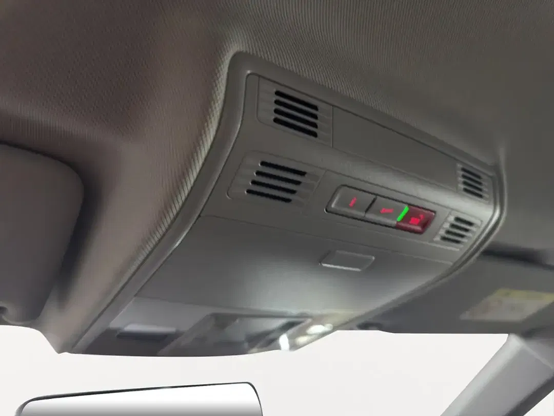 Volkswagen Polo - Thumbnail 6