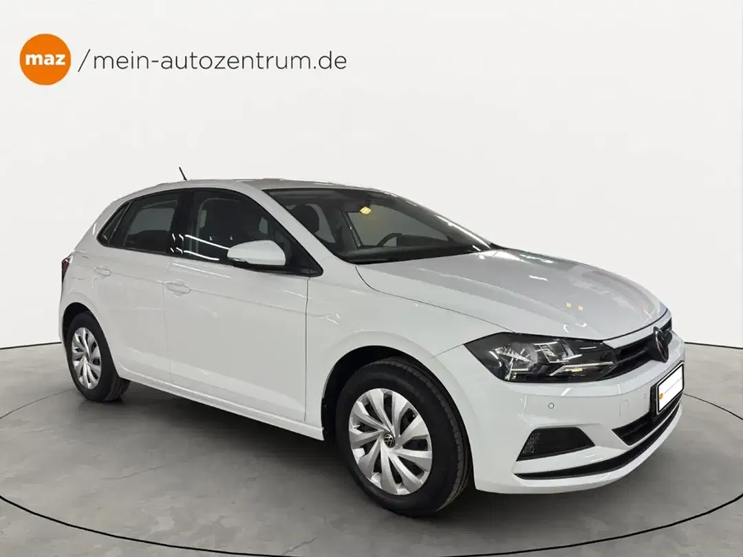 Volkswagen Polo - Thumbnail 4