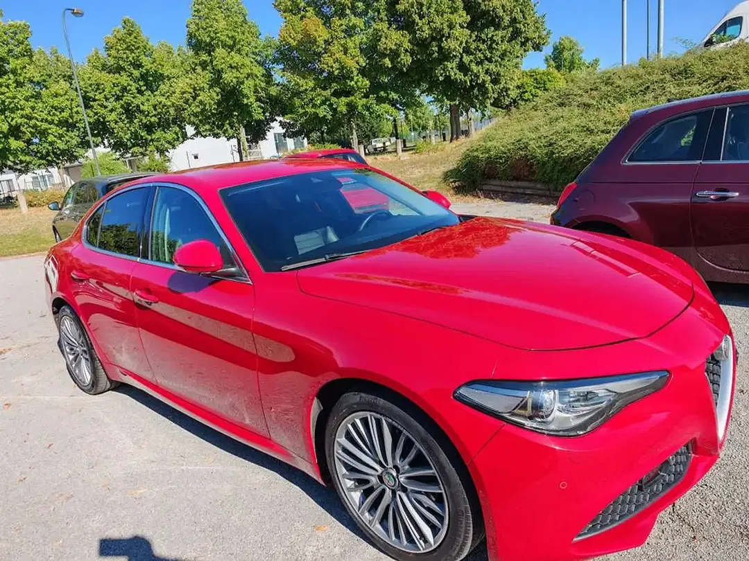 Alfa Romeo Giulia - Thumbnail 5