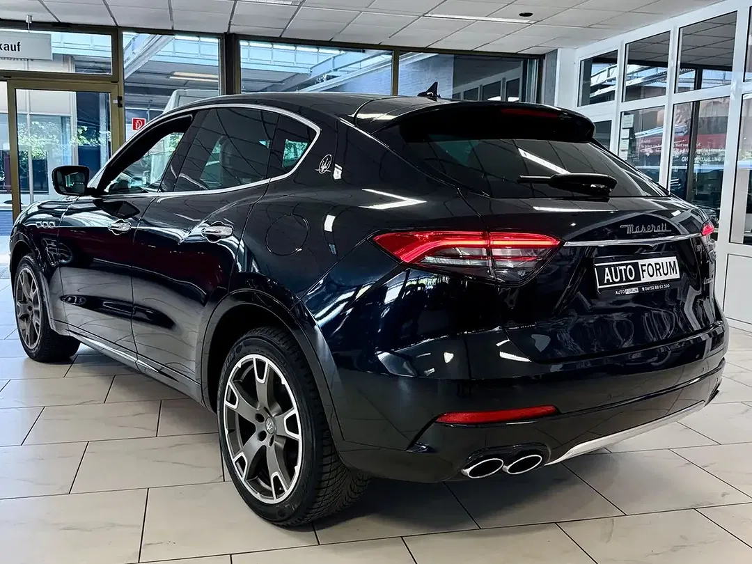 Maserati Levante - Thumbnail 8