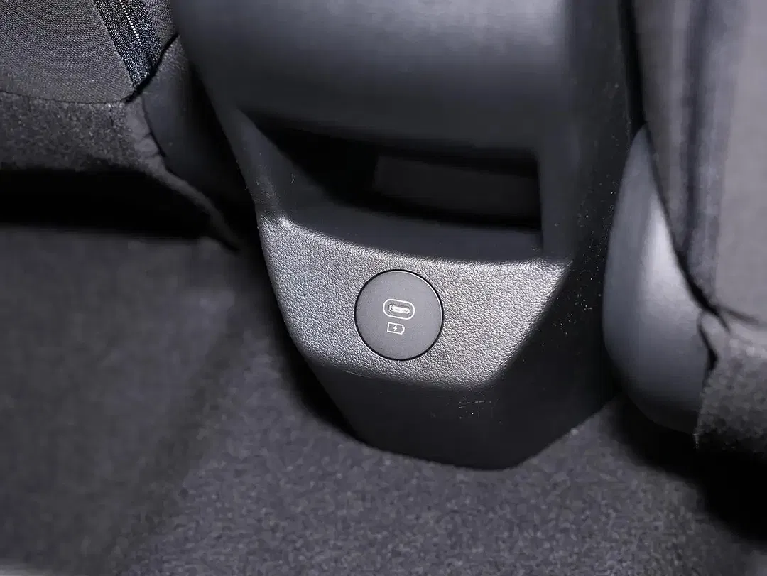 Hyundai i20 - Thumbnail 13