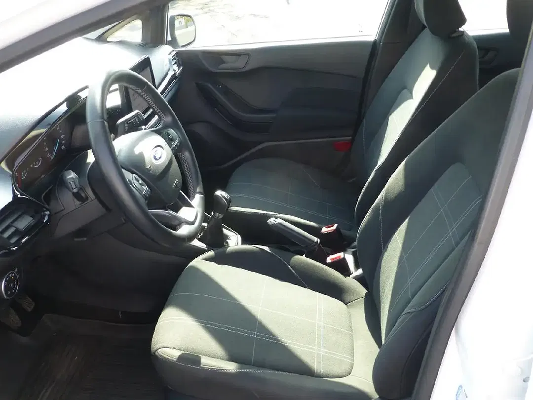Ford Fiesta - Thumbnail 8