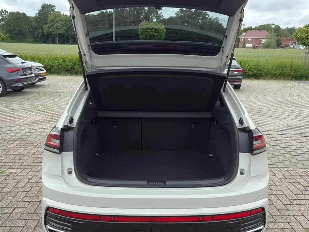 Volkswagen Taigo - Thumbnail 10