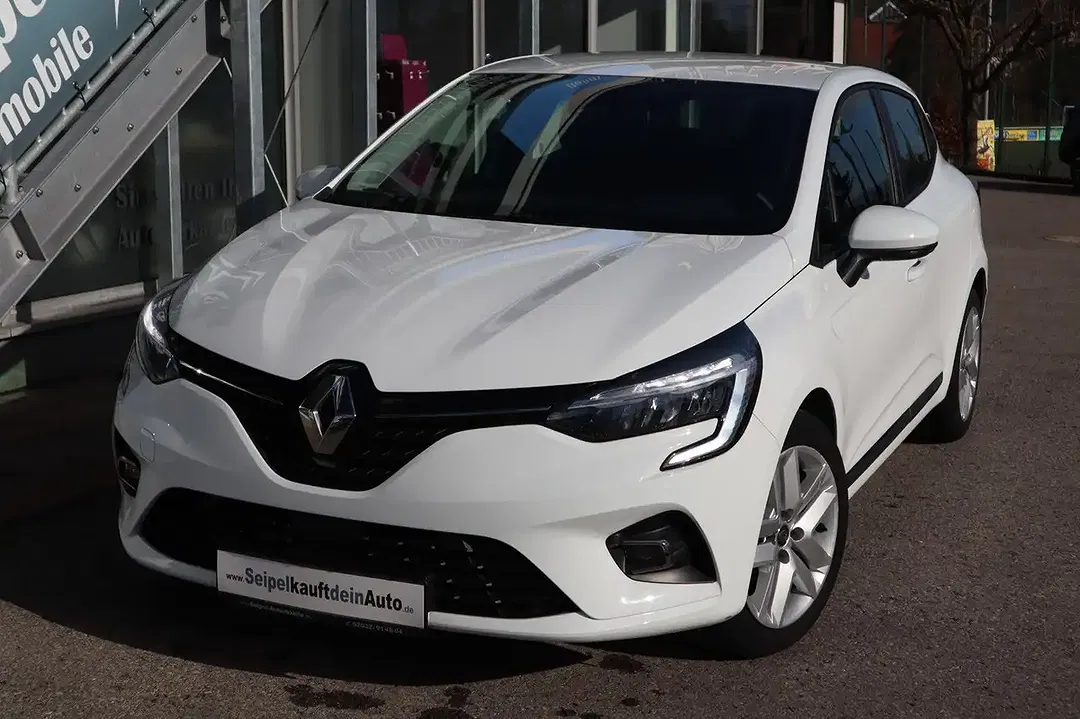 Renault Clio - Thumbnail 3