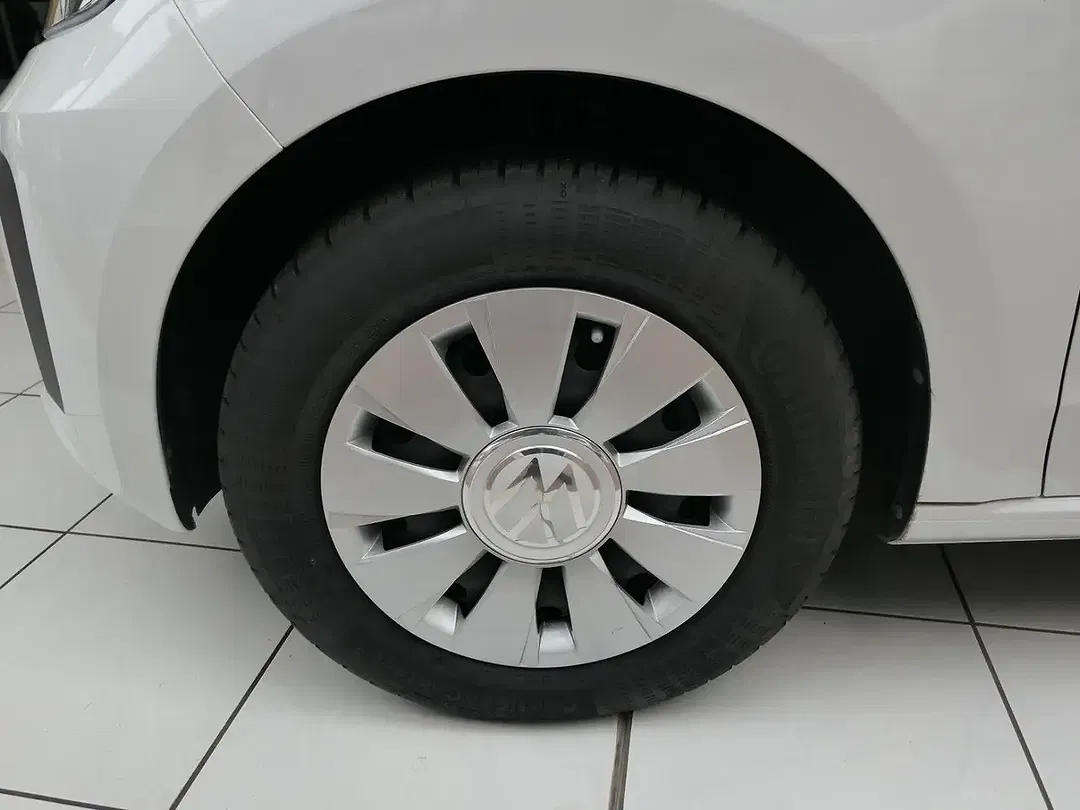 Volkswagen up! - Thumbnail 14
