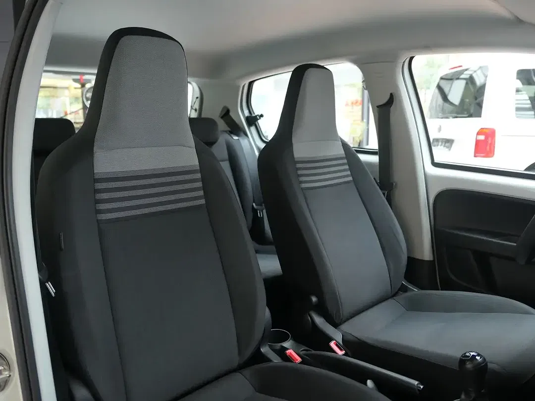 Volkswagen up! - Thumbnail 8