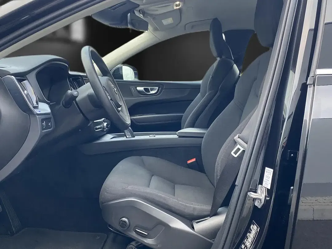 Volvo XC60 - Thumbnail 10