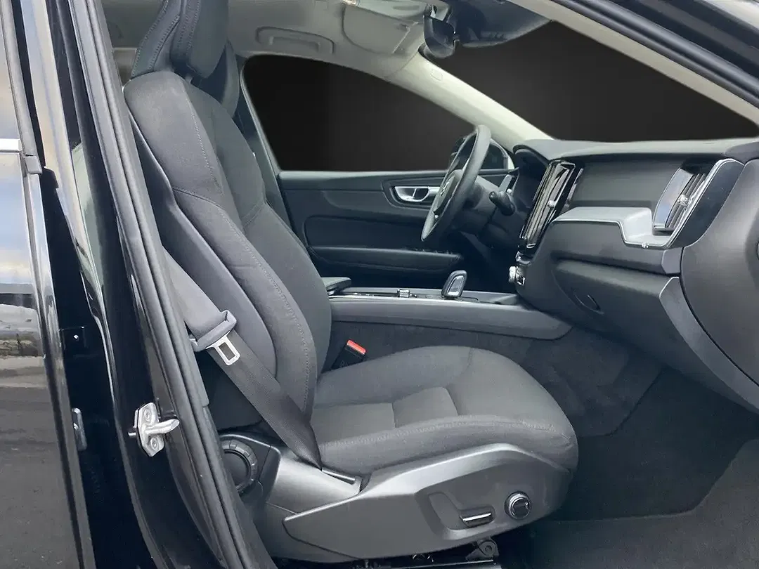 Volvo XC60 - Thumbnail 11