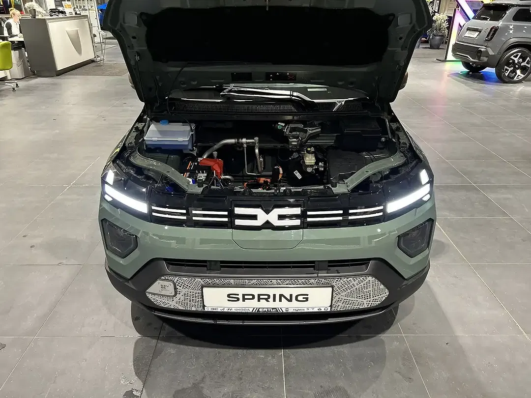 Dacia Spring - Thumbnail 3