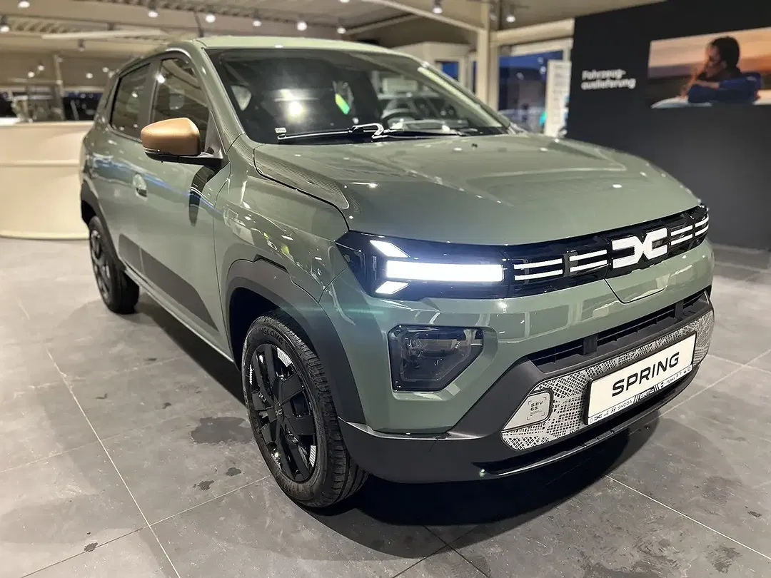 Dacia Spring - Thumbnail 5