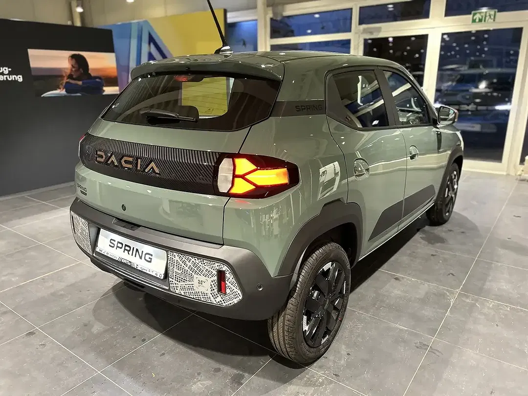 Dacia Spring - Thumbnail 9
