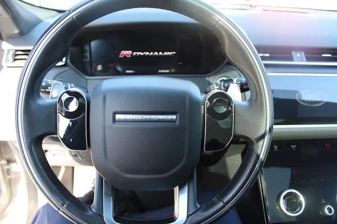 Land Rover Range Rover Velar - Thumbnail 13